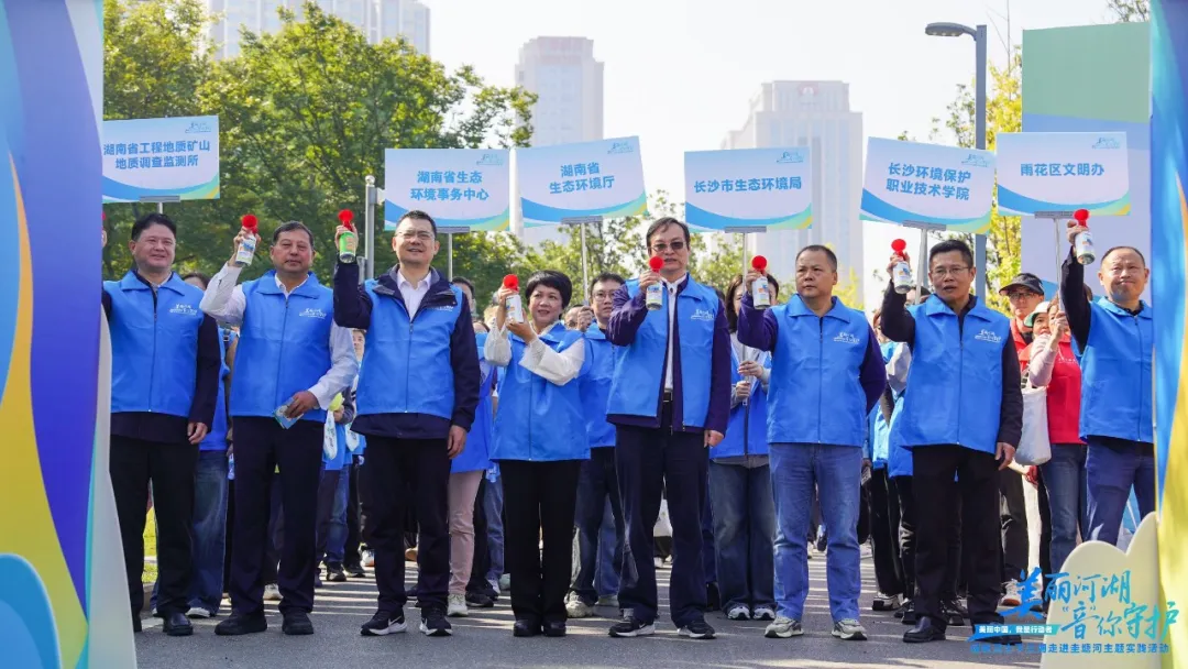 1730426903410003078.jpg 1730426903410003078.jpg